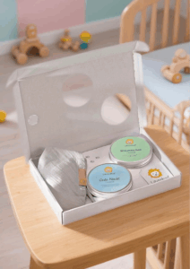 „Löwenkind.net Startklar-Special für Babys – Musselin-Dreieckstuch aus Bio-Baumwolle und natürliche Kräuterpads für Zahnen, Erkältungen und ruhigen Schlaf, 10 % Rabatt mit Code Ella“