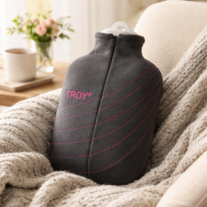 Troy: Die sicherste Wärmflasche im Test - Sichere dir 10% Rabatt mit dem Code Ella10 Troy Wärmeflasche Rabattcode Ella10 für 10 Prozent Rabatt Troy Wärmflasche Höhle der Löwen Erfahrungen und Test Lange Wärmflasche von Troy Anwendung und Sicherheit